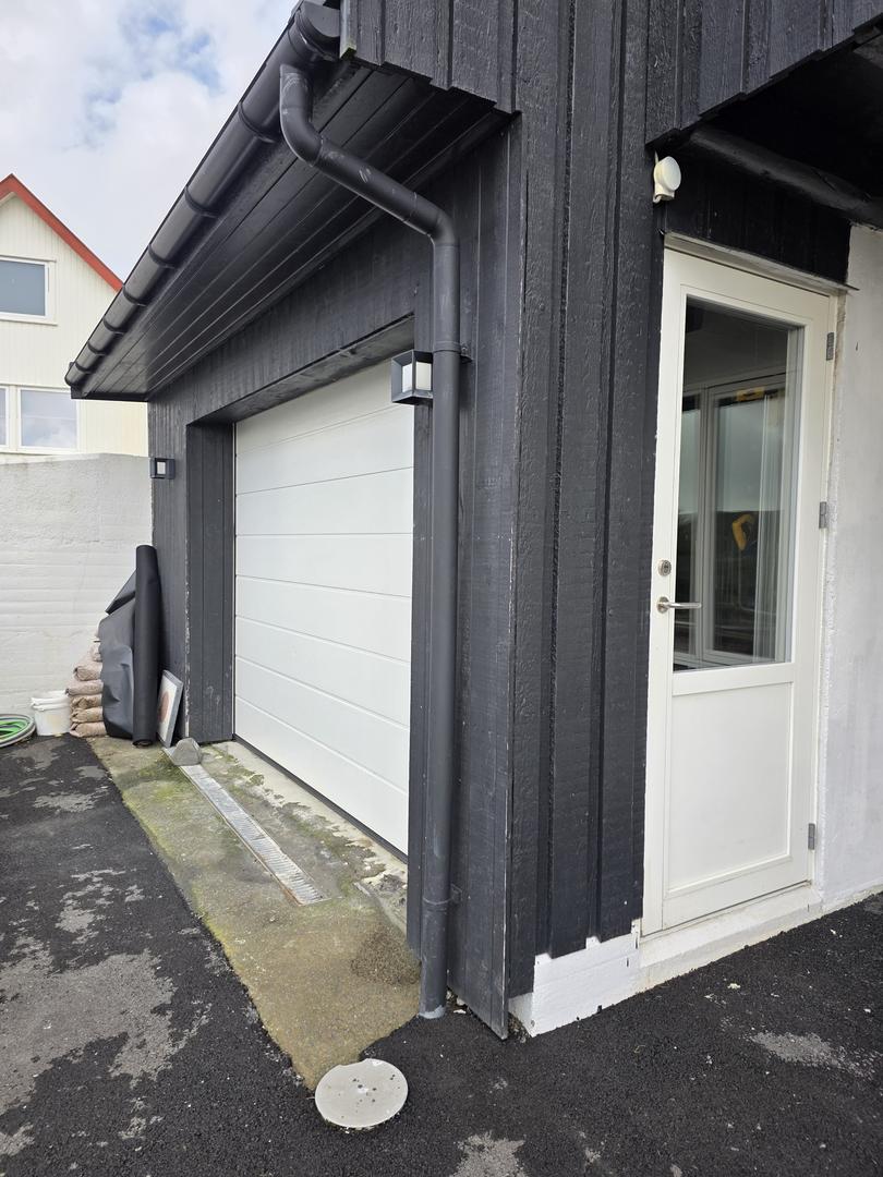 Bilhús 30m2 til langtíðarleigu