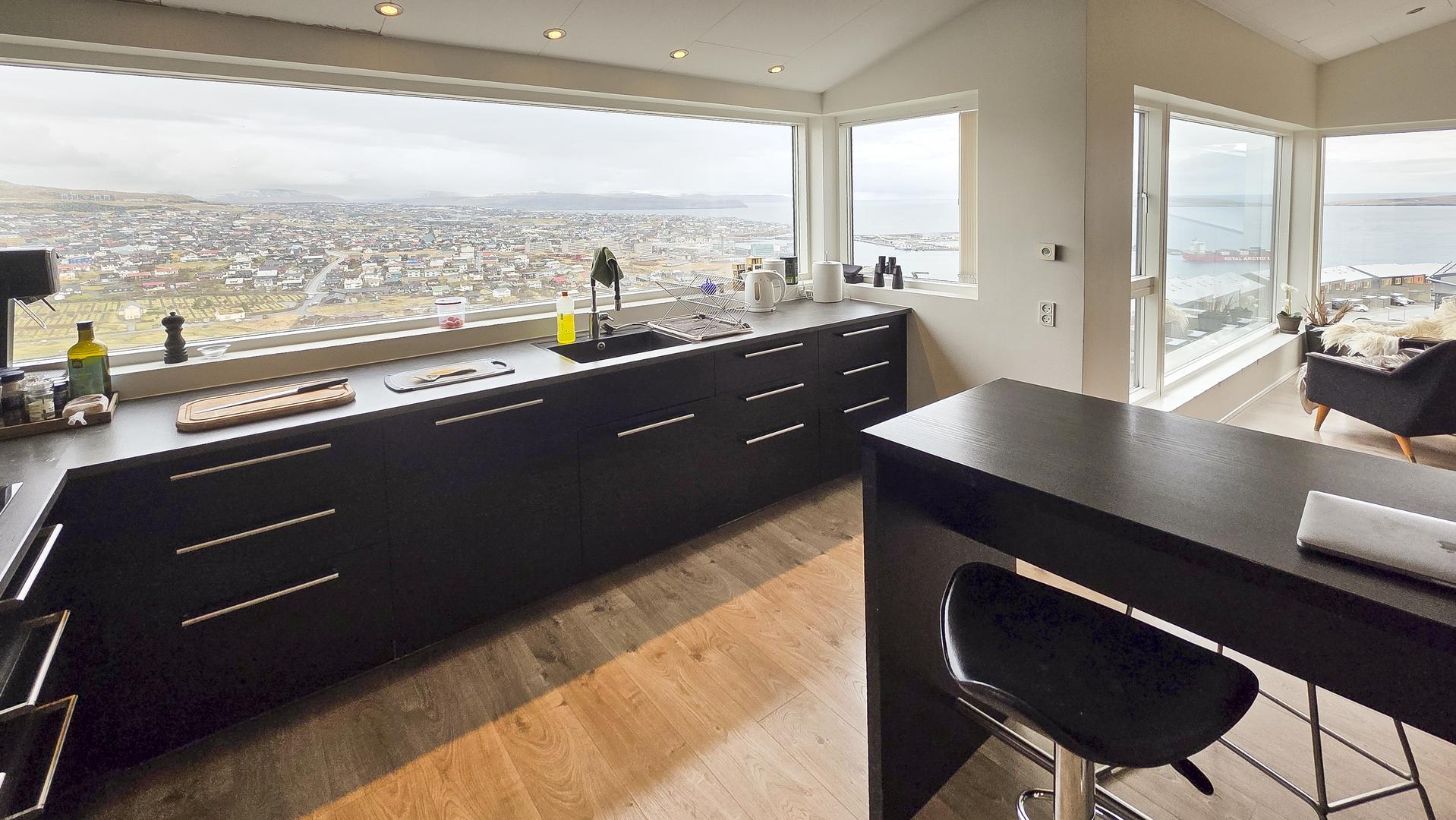 Penthouse íbúð Undir Kongavarða