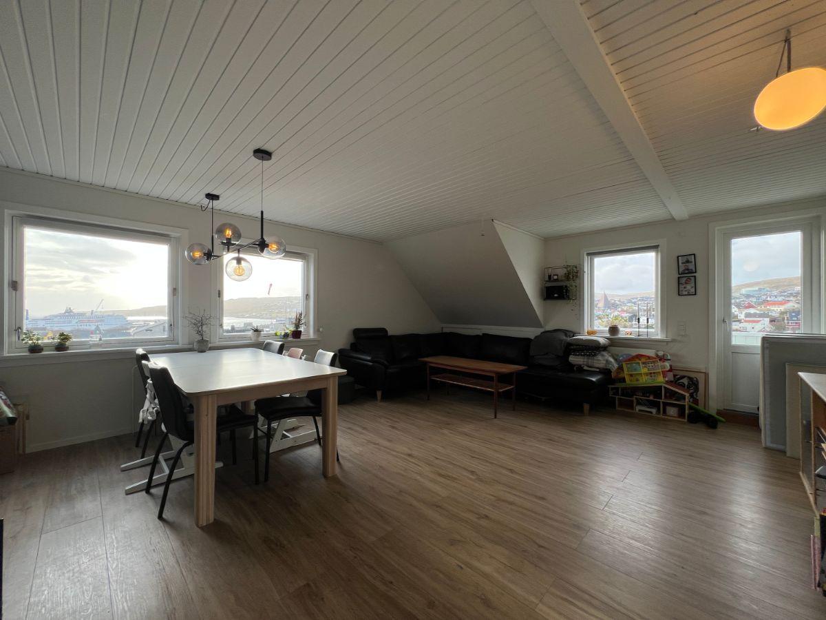 Íbúð tilleigu í friðaligum grannalagi í miðbýnum í Havn, við góðum útsýni.