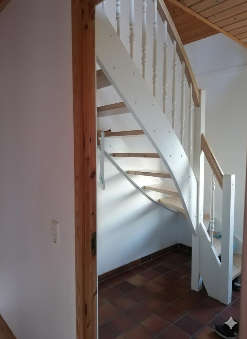 Hugnalig raðhús í barnavinarligum umhvørvi í Hoyvík - langtíðarleiga