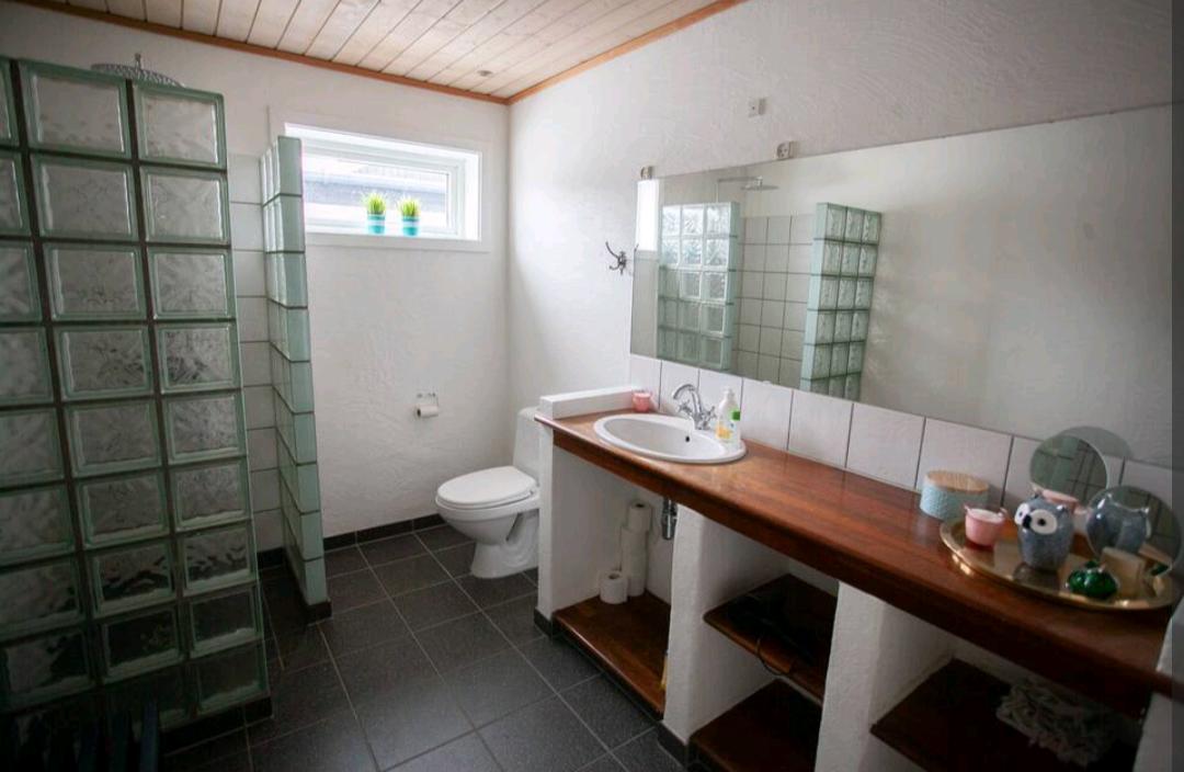 Sethús í Hoyvík til leigu 4 kømur.