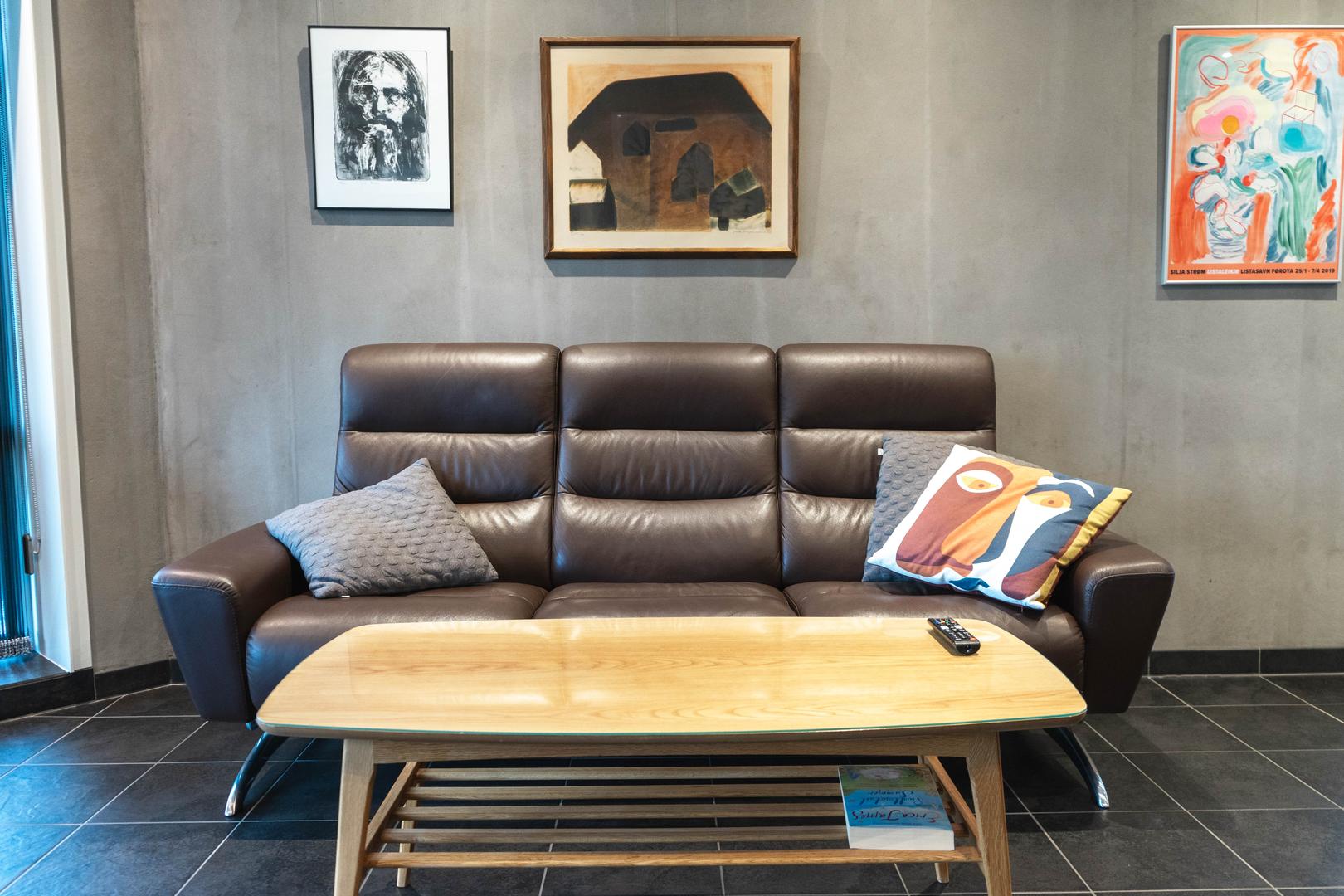 Rúmlig og nýmótans íbúð