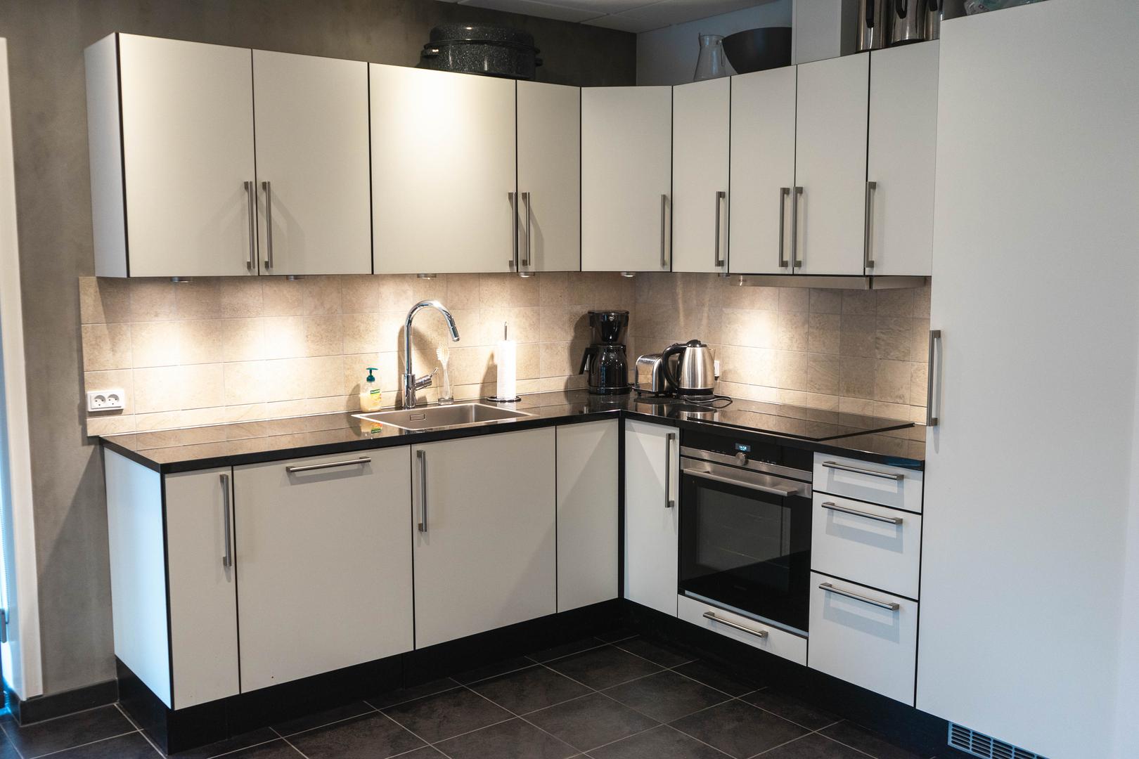 Rúmlig og nýmótans íbúð