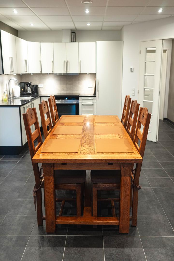 Rúmlig og nýmótans íbúð