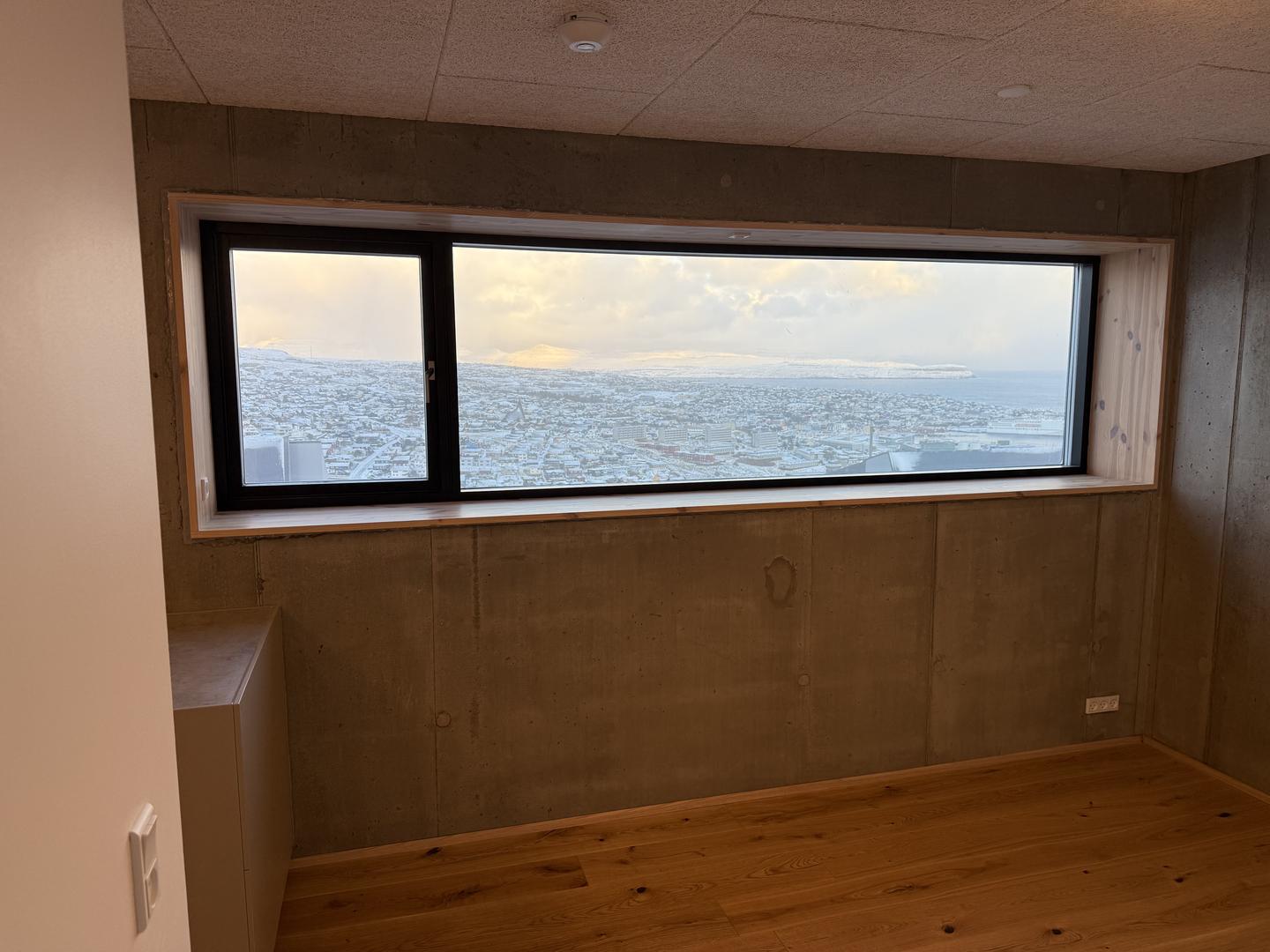 ÍBÚÐ VIÐ KLINGURSTJØRN TIL LEIGU