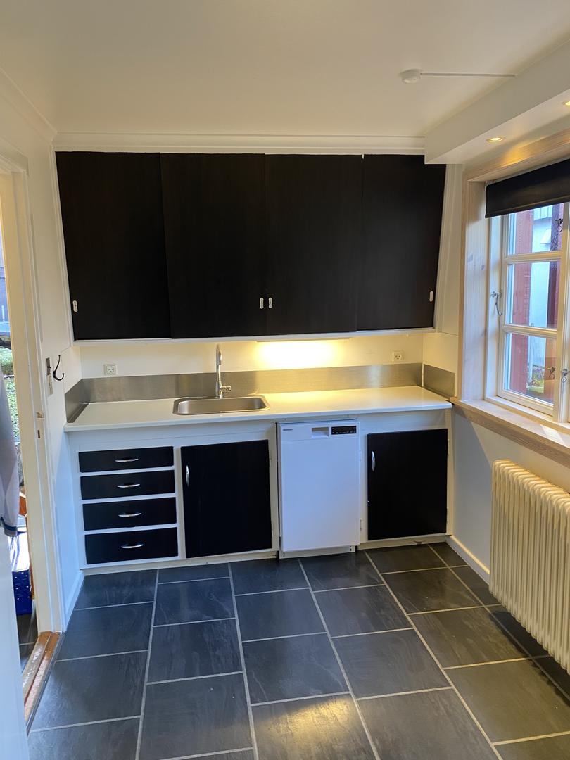 Kjallaraíbúð í eysturbýnum í Havn