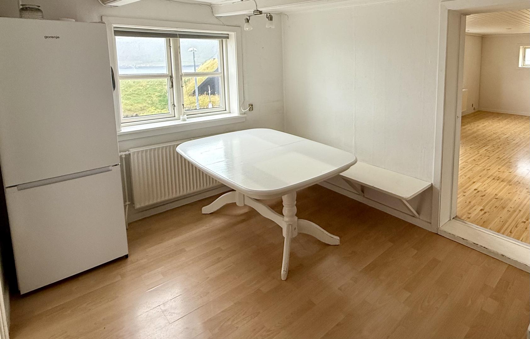 Rúmlig íbúð til leigu á Velbastað