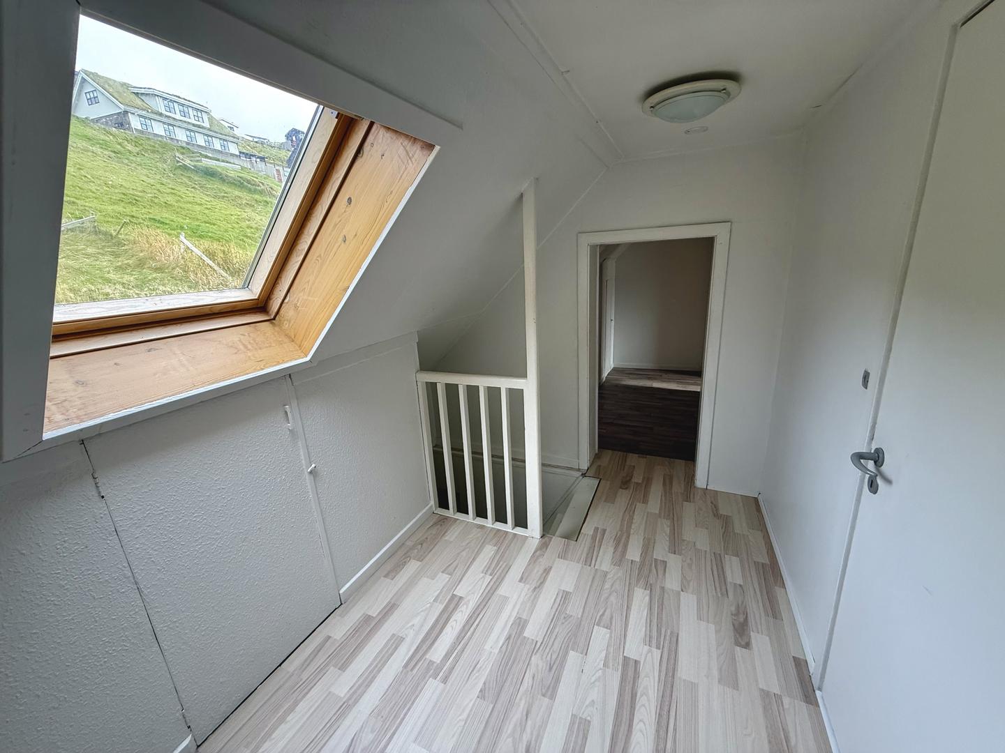 Rúmlig íbúð til leigu á Velbastað