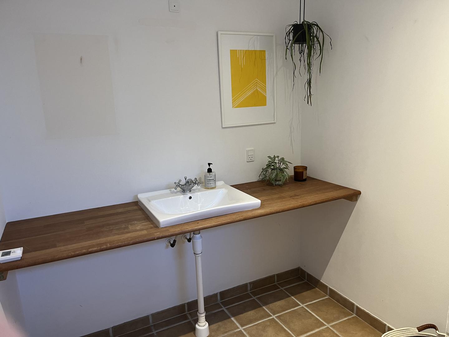 Rúmligt kamar í Havn til leigu