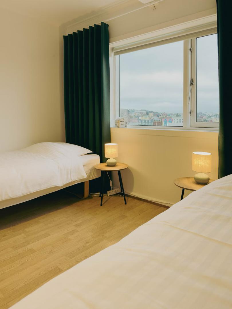 Møblerað hús við 3 sovikømrum mitt í Havn
