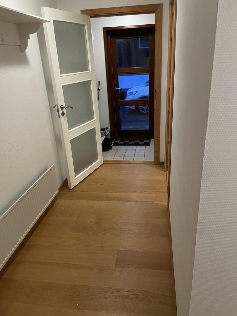Møblera íbúð á 70m2