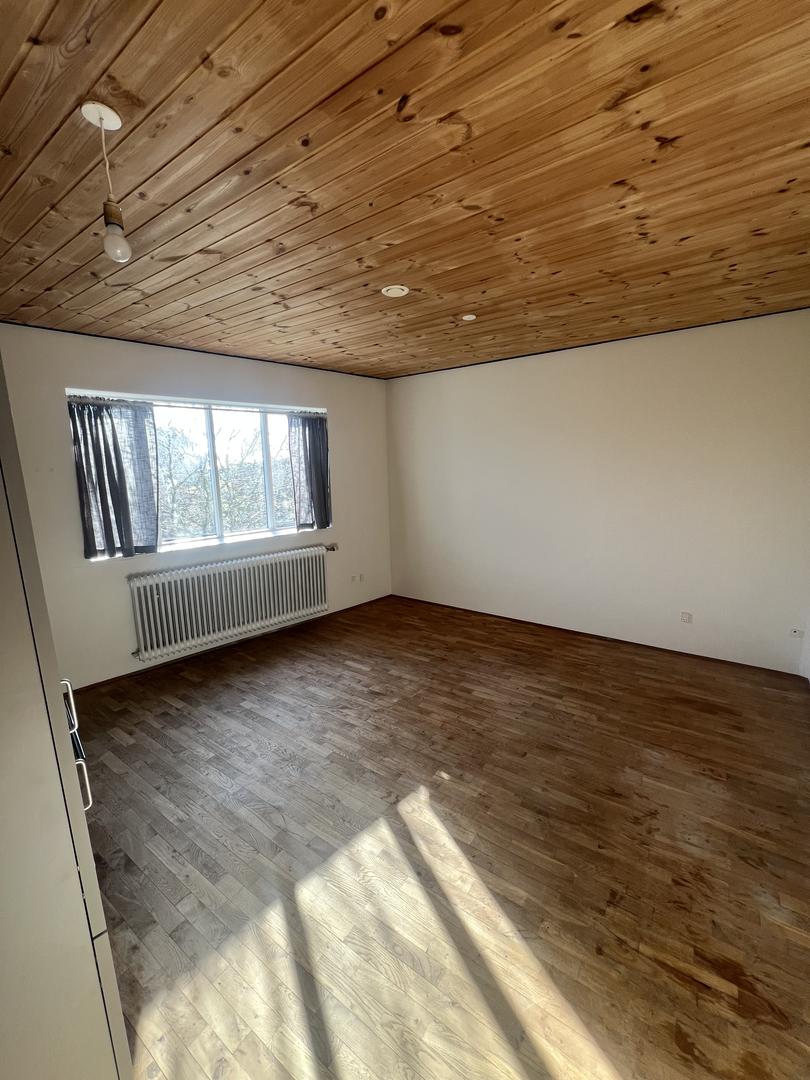 Íbúð beint við SMS til leigu