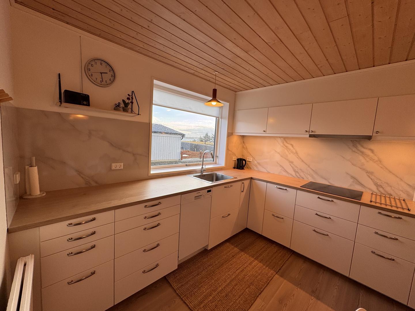 Íbúð í eysturbýnum v/havútsýni, 2 kømur