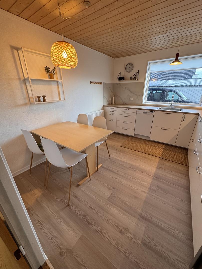 Íbúð í eysturbýnum v/havútsýni, 2 kømur