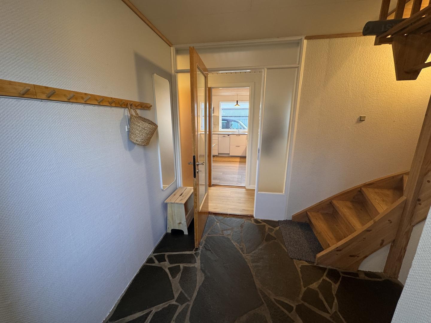 Íbúð í eysturbýnum v/havútsýni, 2 kømur