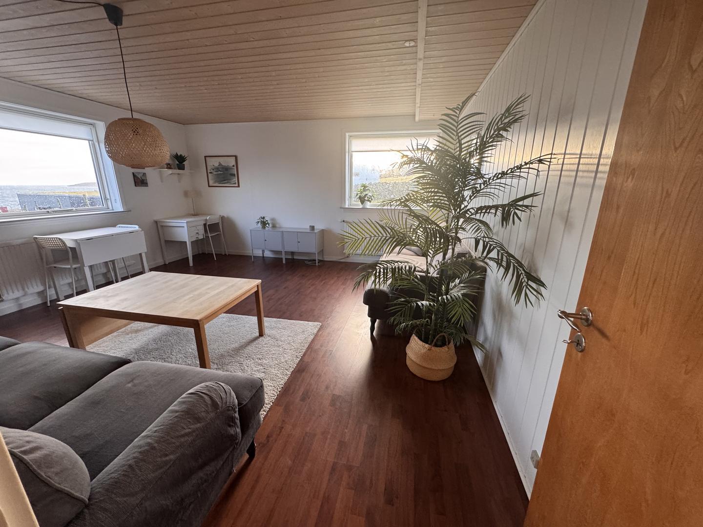 Íbúð í eysturbýnum v/havútsýni, 2 kømur