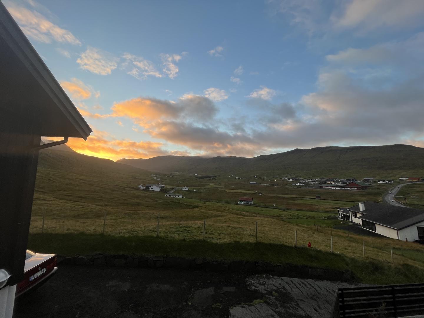 MØPLERAÐ ÍBÚÐ TIL LEIGU Í TRONGISVÁGI