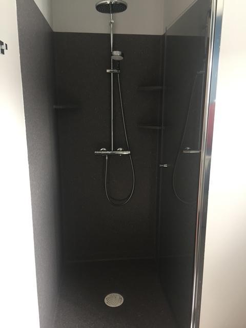 Rúmlig íbúð til leigu mitt á Tvøroyri