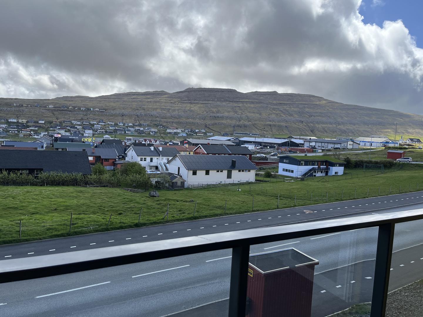 Flott, nýmótans og gott útsýni