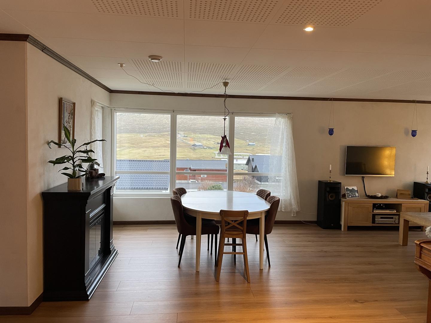 Hús í Miðvágur til langtíðarleigu