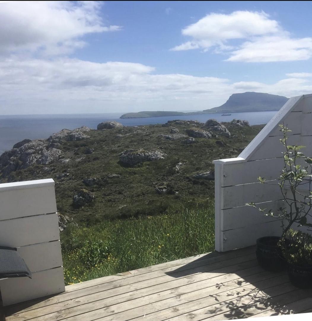 Ljós rúmlig íbúð við fantastiskum útsýni