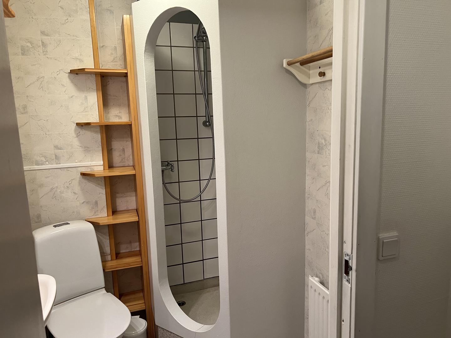 Fitt kjallaraíbúð