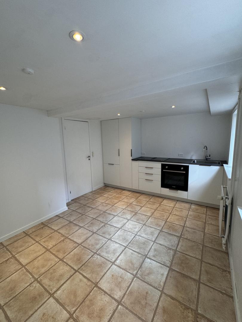 Kjallara íbuð mitt í Torshavn