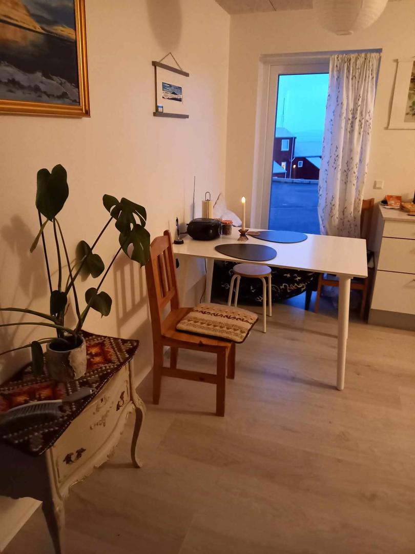 Møbleret hyggeligt værelse til leje.
