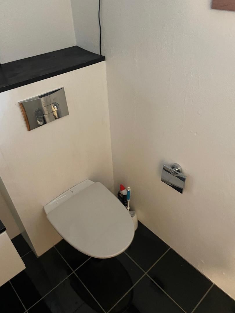 Stór kjallaraíbúð í friðaligum umhvørvi