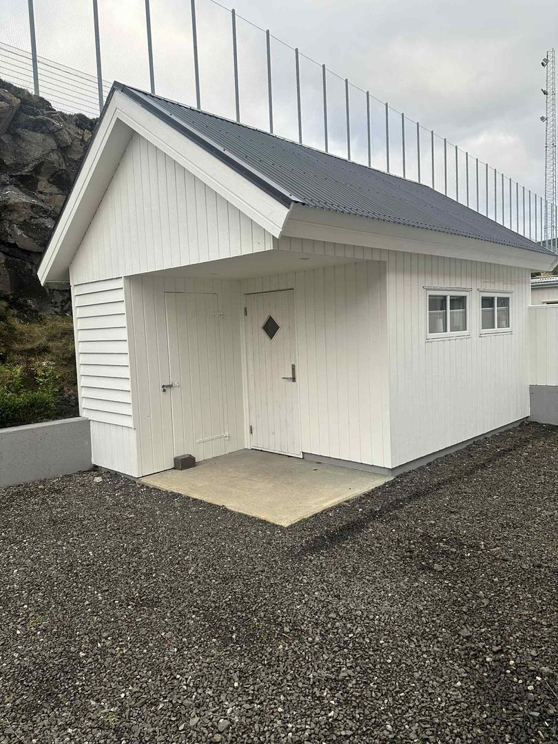 Familjuvinarligt heim í Hoyvík