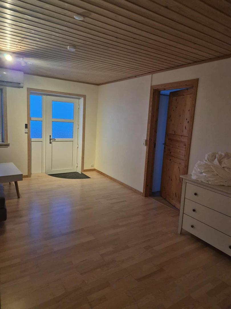 Stór og rúmlig íbúð við góðum útsýnið