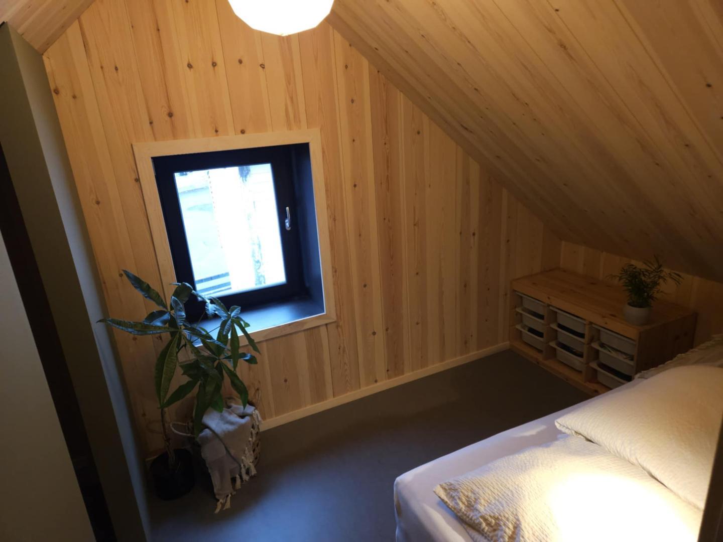 Lítil hugnalig hús