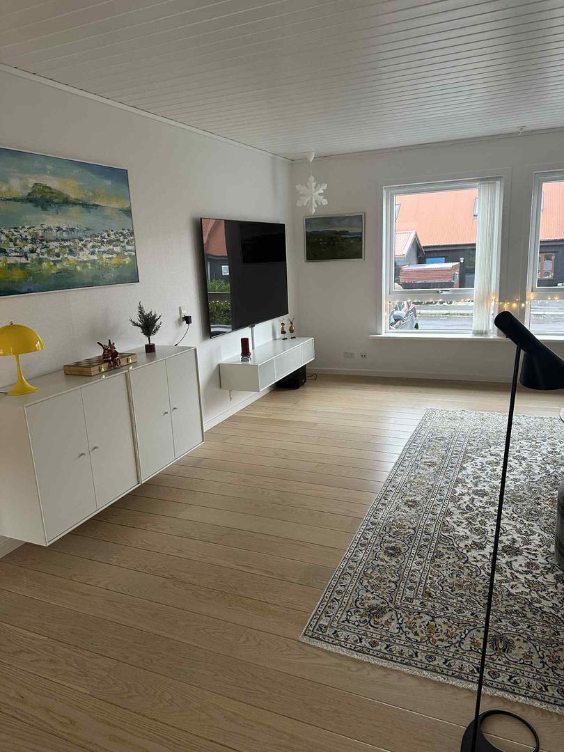 Familjuvinarligt heim í Hoyvík