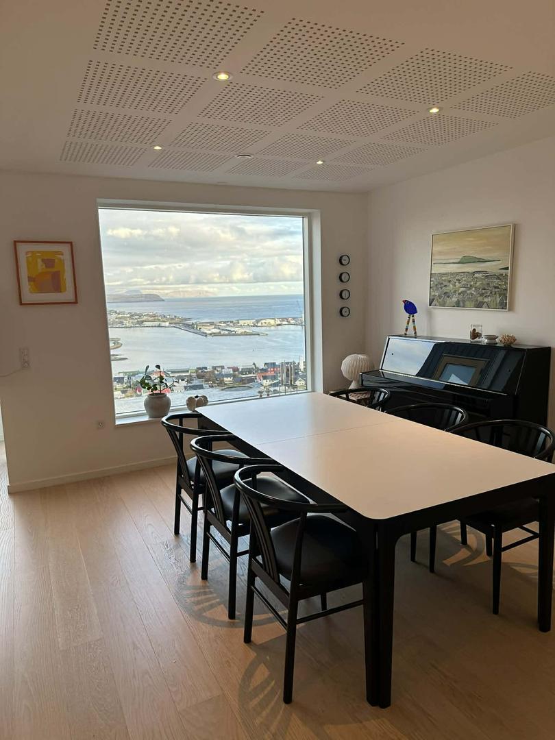 Ljós og nútímans raðhús til leigu