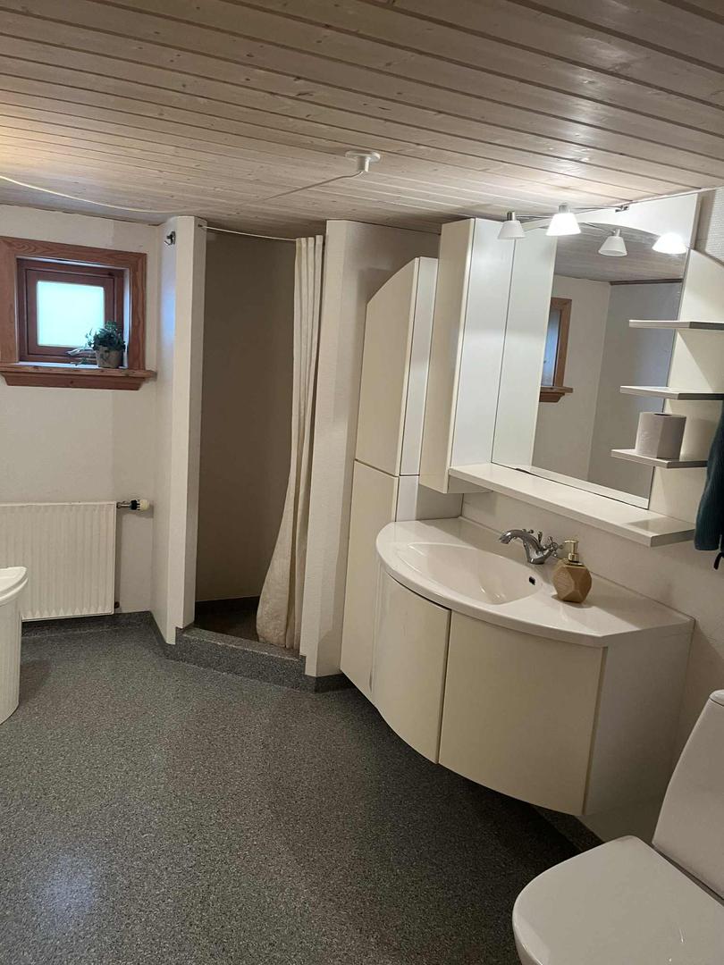 Hús í Skálavík til leigu