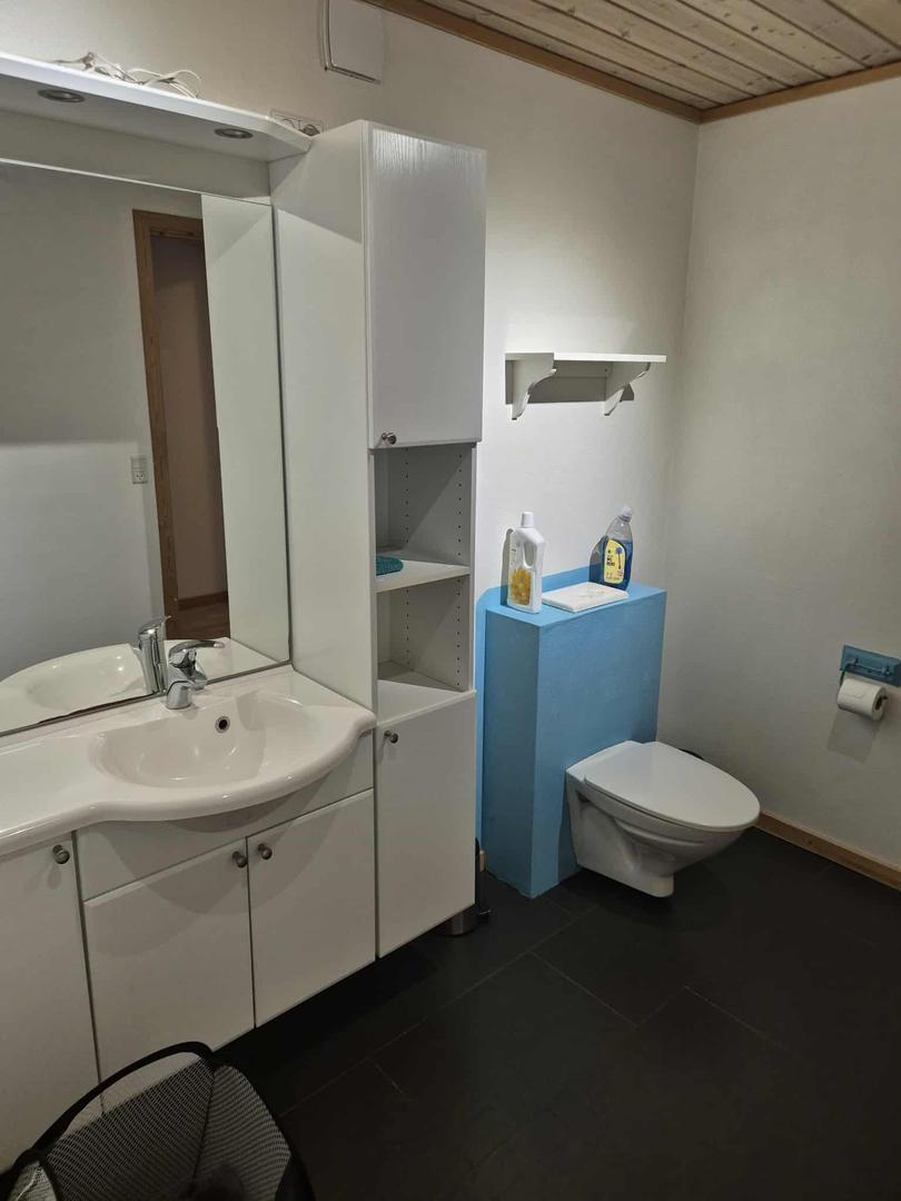 Stór og rúmlig íbúð við góðum útsýnið