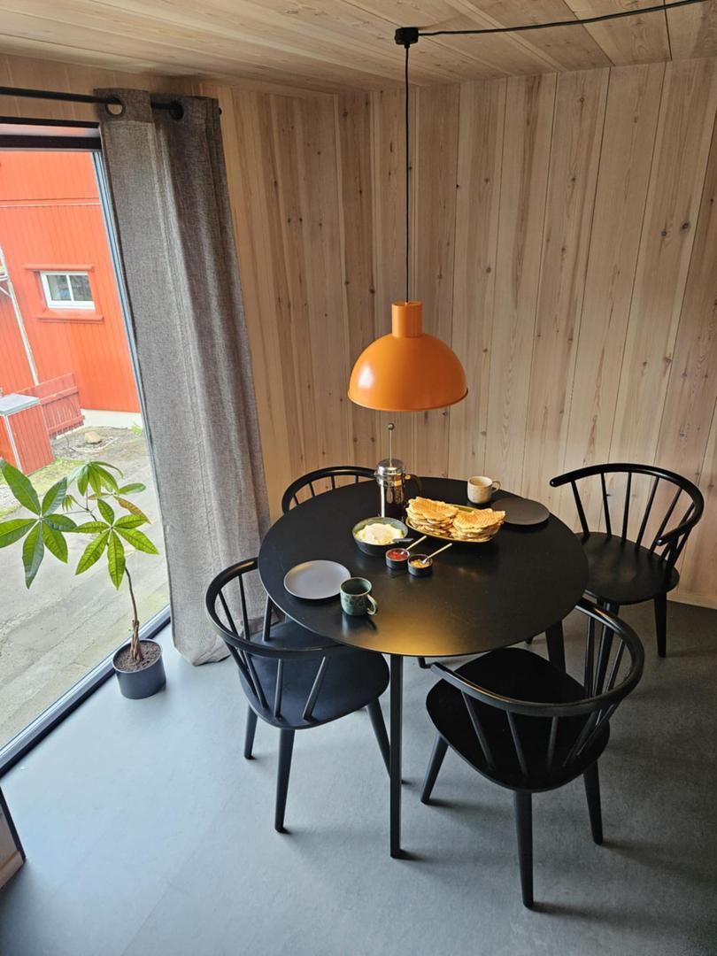 Lítil hugnalig hús