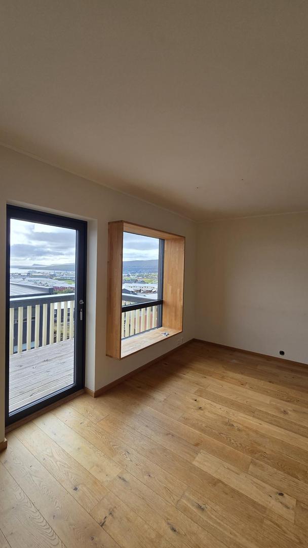 Hugnalig íbúð við góðari útsikt í Hoyvík
