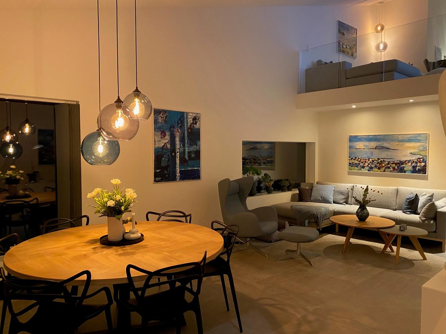 Stór íbúð ovast við panorama útsýni - 3 kømur + kontór